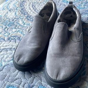 Gray old navy sneakers barely used.